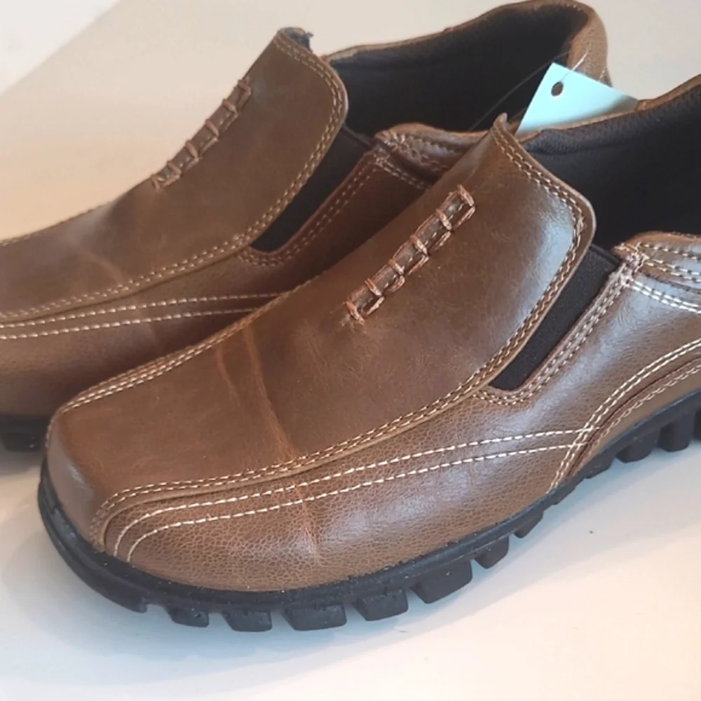 Deer Stags Stadium Dress Loafer Flex Sport Slip On Traction Faux Leather NWT